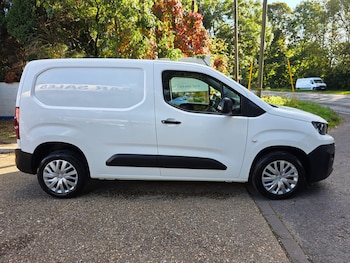 Used Peugeot Partner 2020 for sale - 76072075: Photo