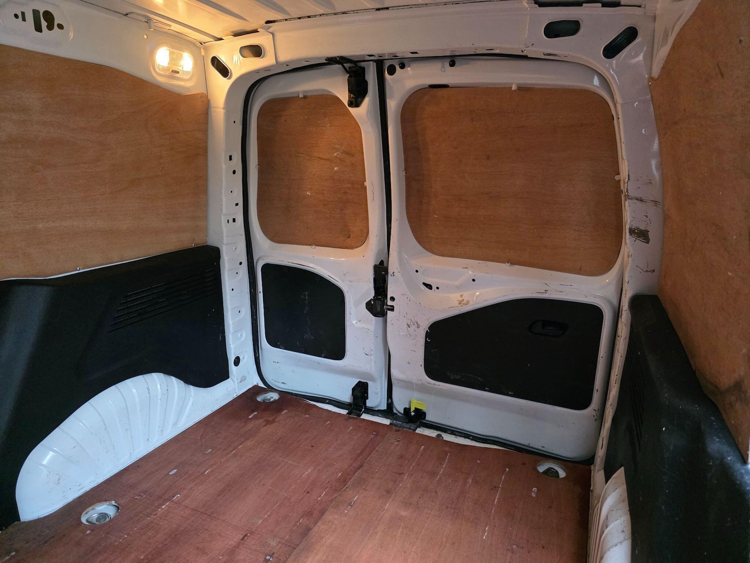 Used Peugeot Partner 2020 for sale - 76728448: Photo 27