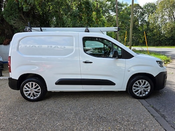 Used Citroen Berlingo 2020 for sale - 75707198: Photo