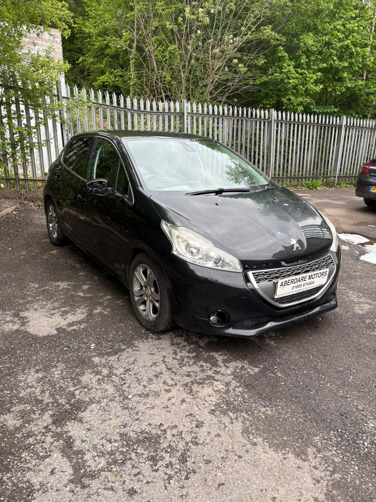 Used Peugeot 208 2013 for sale - 76769135: Photo 1