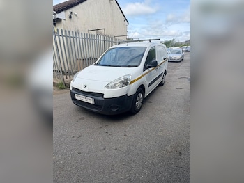 Used Peugeot Partner 2014 for sale - 76186633: Photo