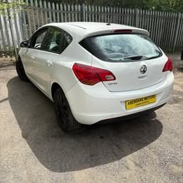 Used Vauxhall Astra 2012 for sale - 76186698: Photo 5