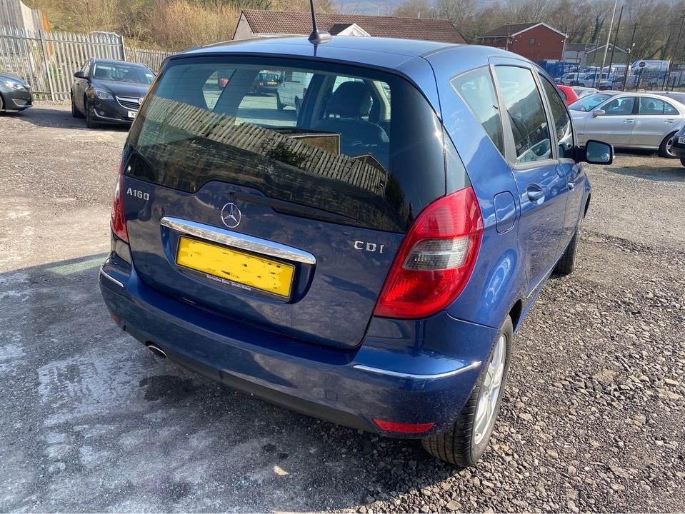 Used Mercedes-Benz A-Class 2012 for sale - 76187227: Photo 4