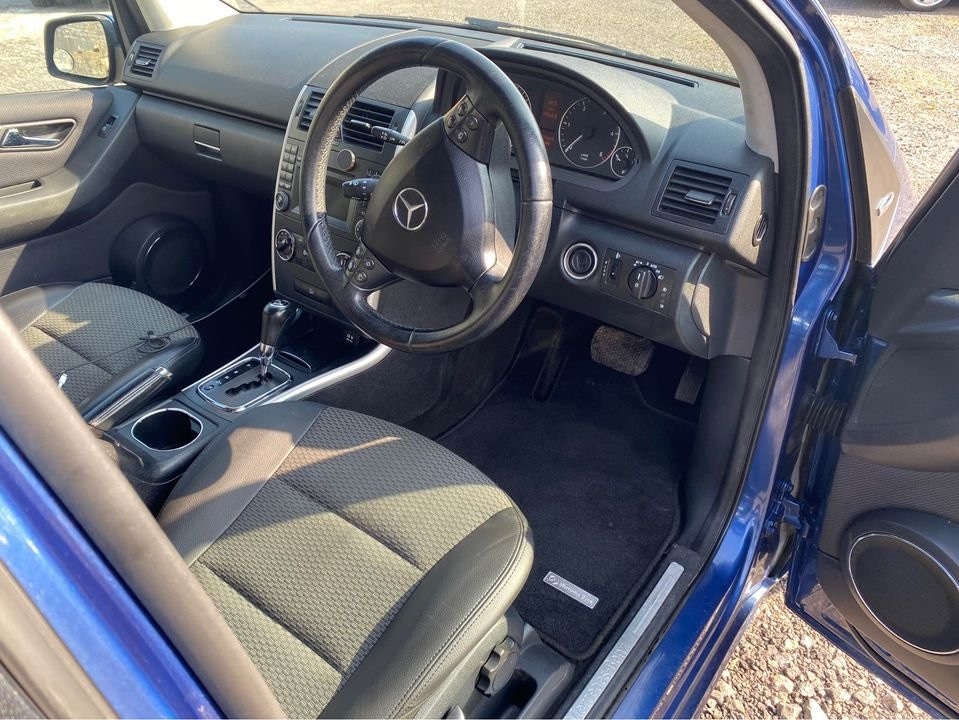 Used Mercedes-Benz A-Class 2012 for sale - 76187227: Photo 6