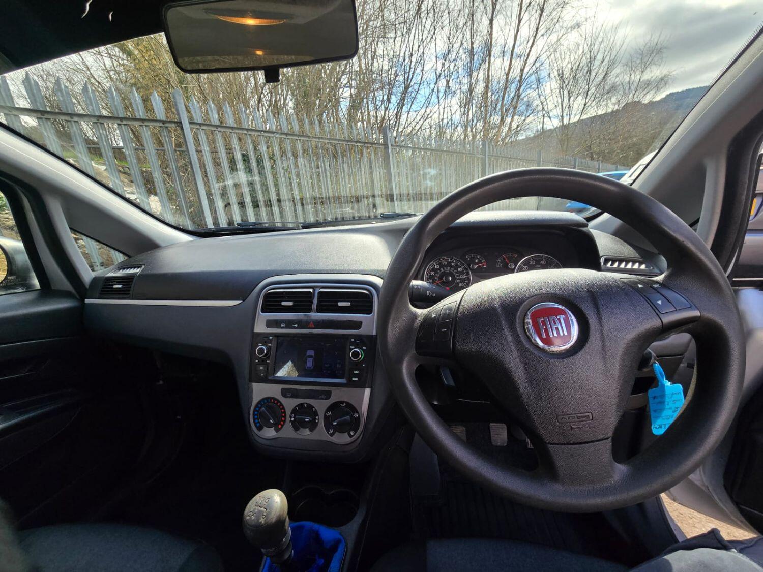 Used Fiat Punto 2012 for sale - 76793355: Photo 14