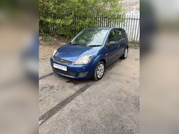Used Ford Fiesta 2007 for sale - 76187254: Photo 2