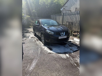 Nissan - Qashqai