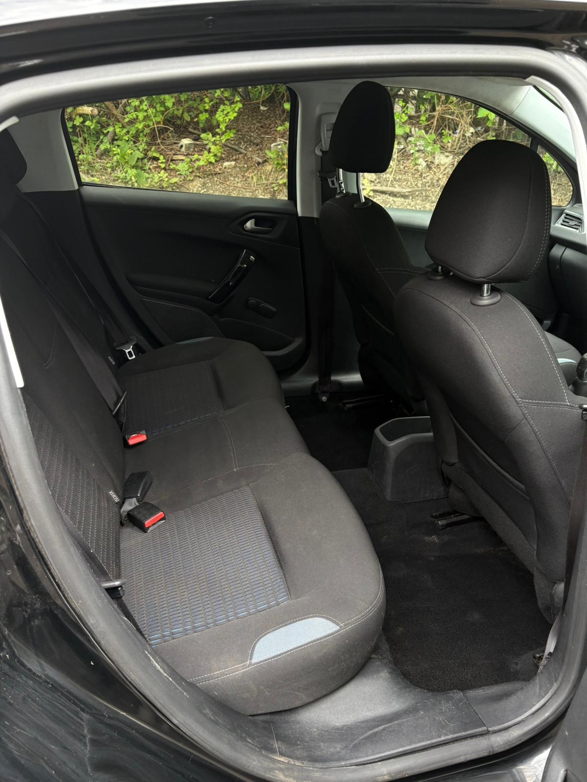 Used Peugeot 208 2013 for sale - 76186839: Photo 10