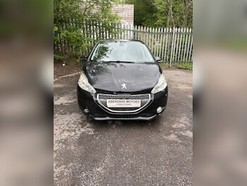Used Peugeot 208 2013 for sale - 76186839: Photo