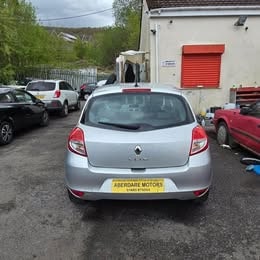 Used Renault Clio 2010 for sale - 76186848: Photo 6