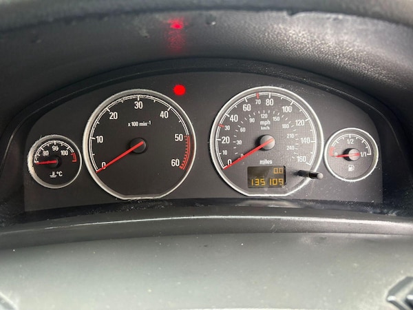 Used Vauxhall Vectra 2006 for sale - 76186666: Photo 12