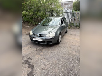 Used Volkswagen Golf 2005 for sale - 76793280: Photo