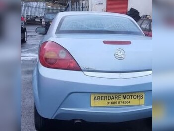 Used Vauxhall Tigra 2009 for sale - 76186693: Photo 4
