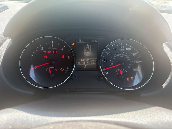 Used Nissan Qashqai 2011 for sale - 76186825: Photo 11
