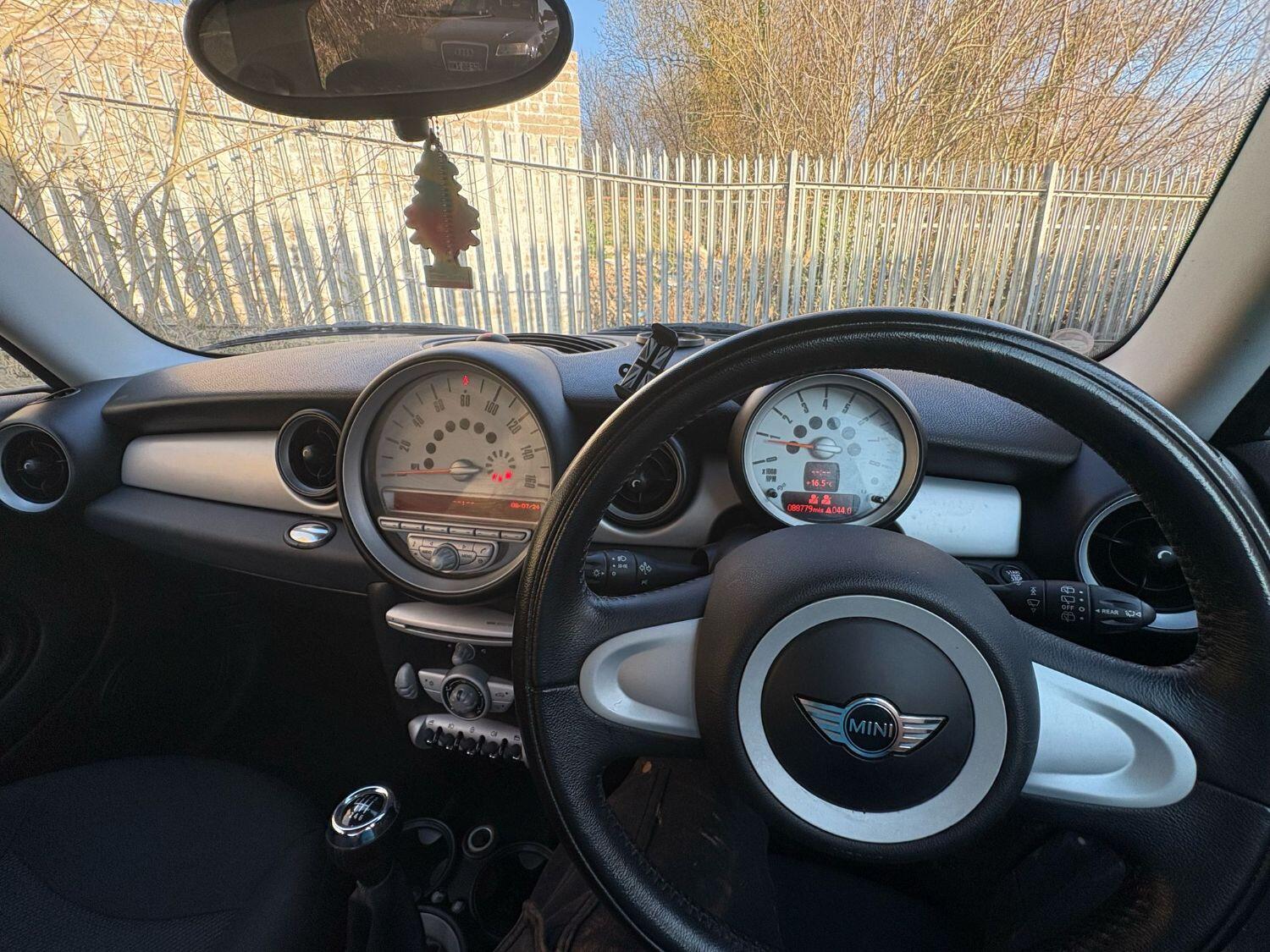 Used MINI Hatch 2009 for sale - 76793310: Photo 12