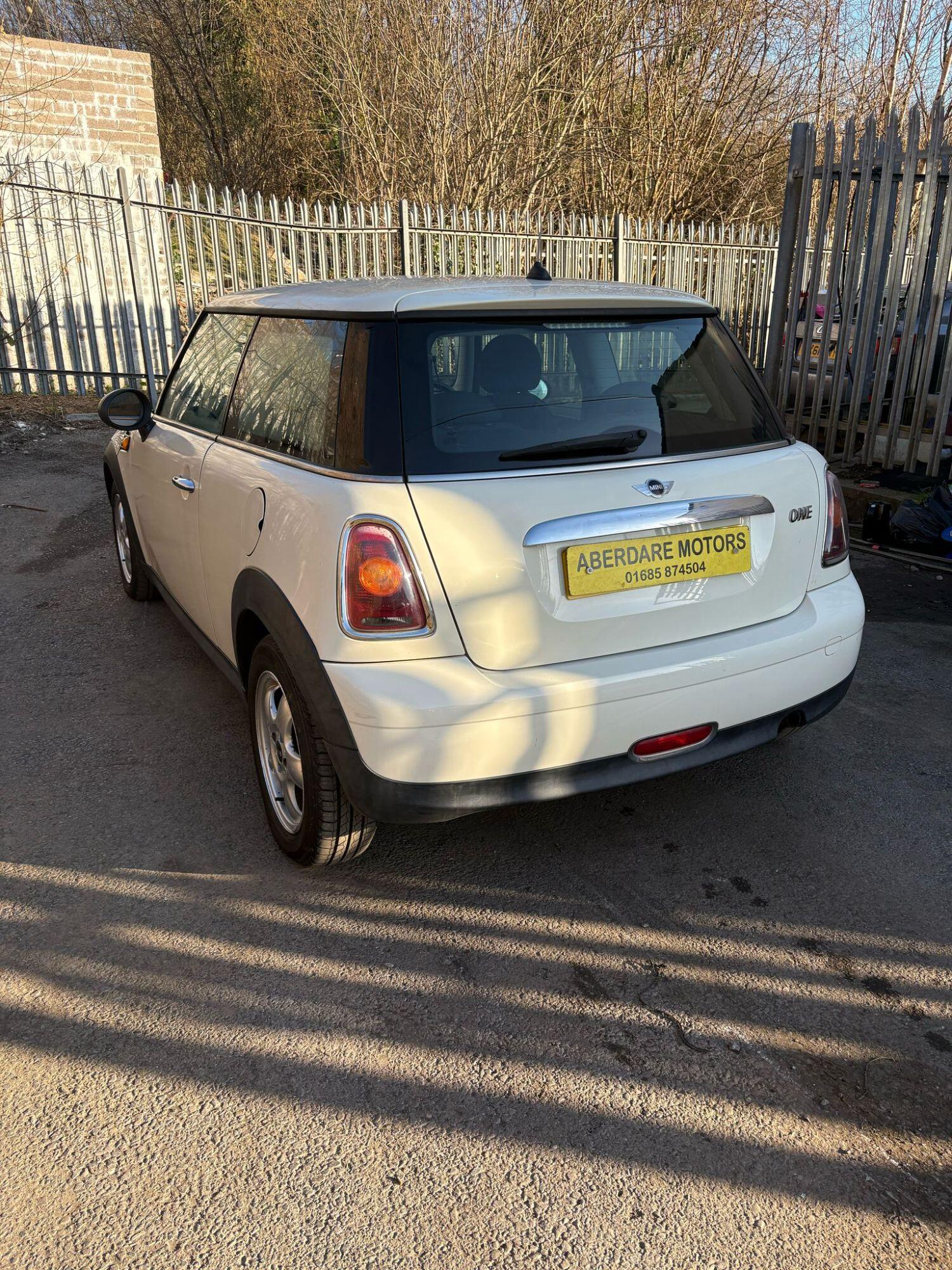 Used MINI Hatch 2009 for sale - 76793310: Photo 5