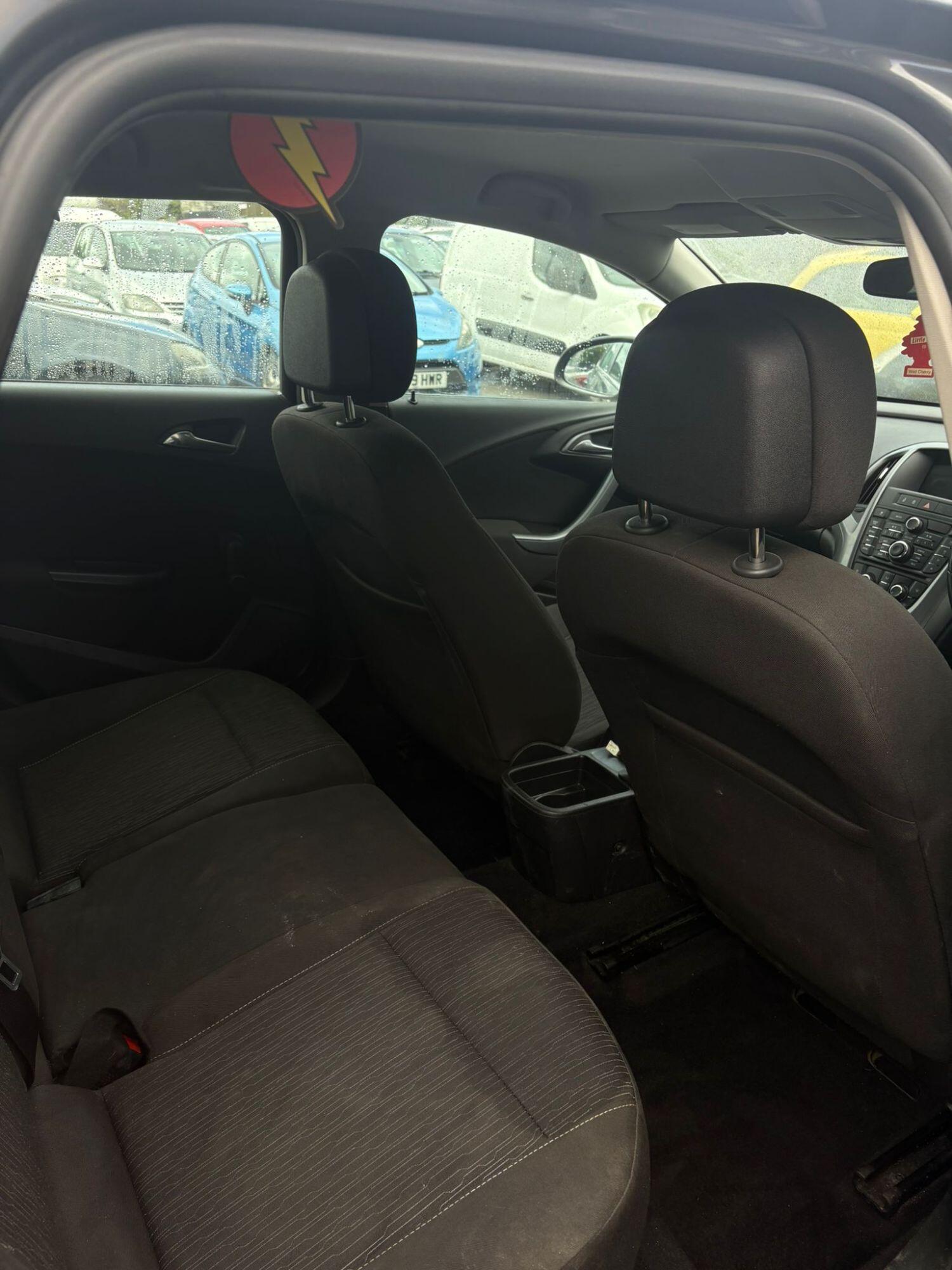 Used Vauxhall Astra 2013 for sale - 77464876: Photo 8