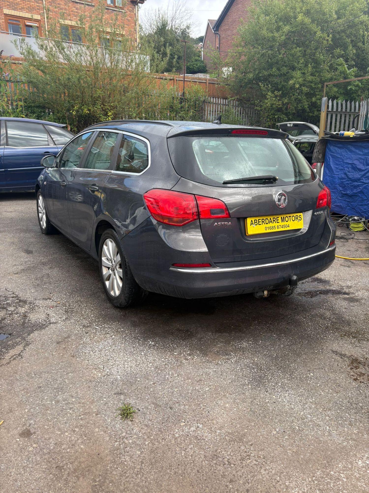 Used Vauxhall Astra 2013 for sale - 76793248: Photo 4