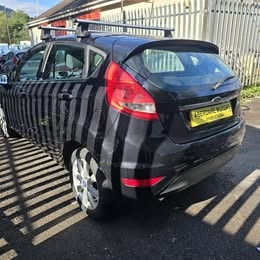 Used Ford Fiesta 2011 for sale - 76186802: Photo 2