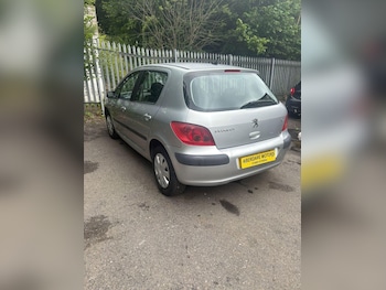 Used Peugeot 307 2003 for sale - 76186732: Photo 4