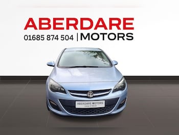 Vauxhall - Astra