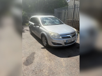 Vauxhall - Astra