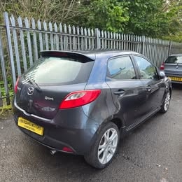 Used Mazda Mazda2 2010 for sale - 76187209: Photo 6