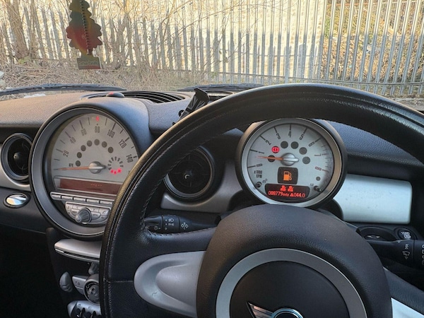 Used MINI Hatch 2009 for sale - 76186824: Photo 13