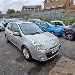 Used Renault Clio 2010 for sale - 76793297: Photo 1