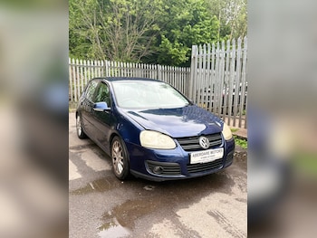 Volkswagen - Golf