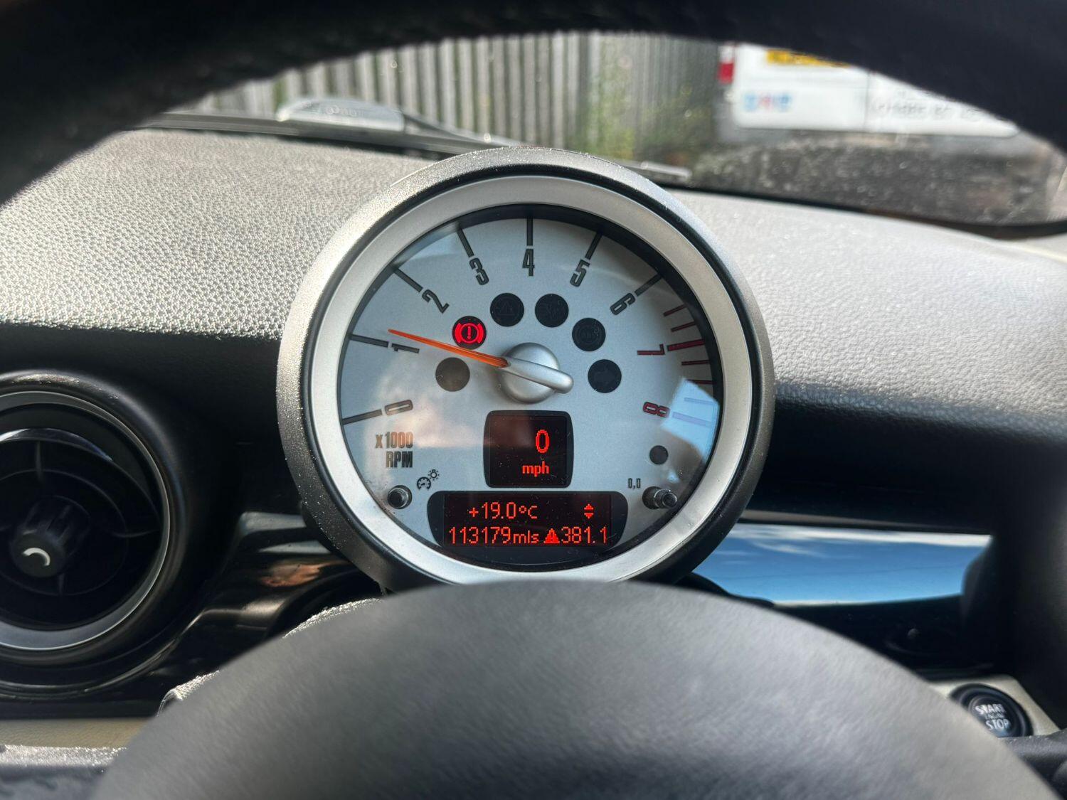 Used MINI Hatch 2009 for sale - 76186812: Photo 11