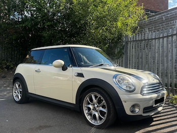 Used MINI Hatch 2009 for sale - 76186812: Photo