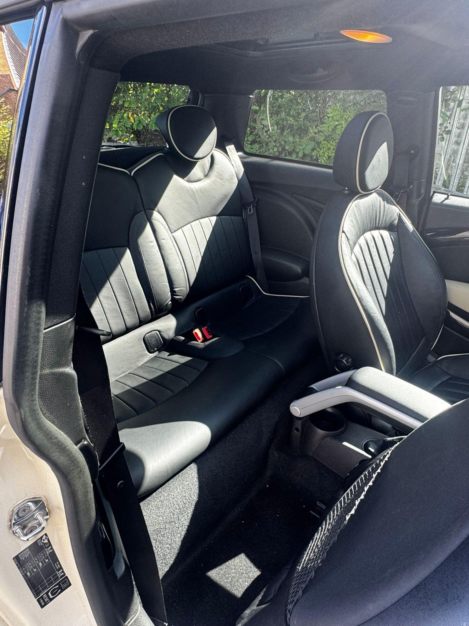 Used MINI Hatch 2009 for sale - 76186812: Photo 9