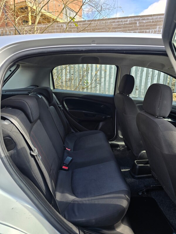 Used Fiat Punto 2012 for sale - 76187240: Photo 13