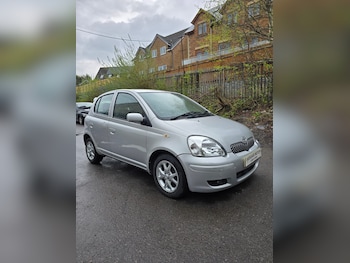 Toyota - Yaris