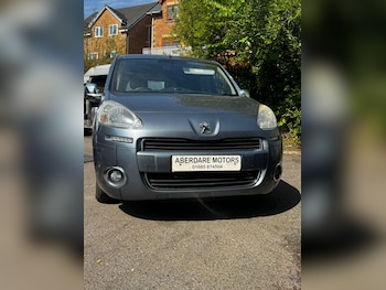 Used Peugeot Partner Tepee 2013 for sale - 78285559: Photo