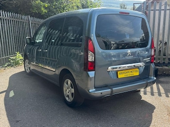 Used Peugeot Partner Tepee 2013 for sale - 78285559: Photo