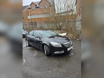 Vauxhall - Insignia