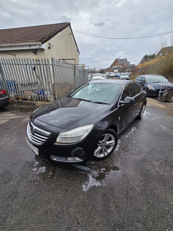 Used Vauxhall Insignia 2011 for sale - 76186699: Photo 3