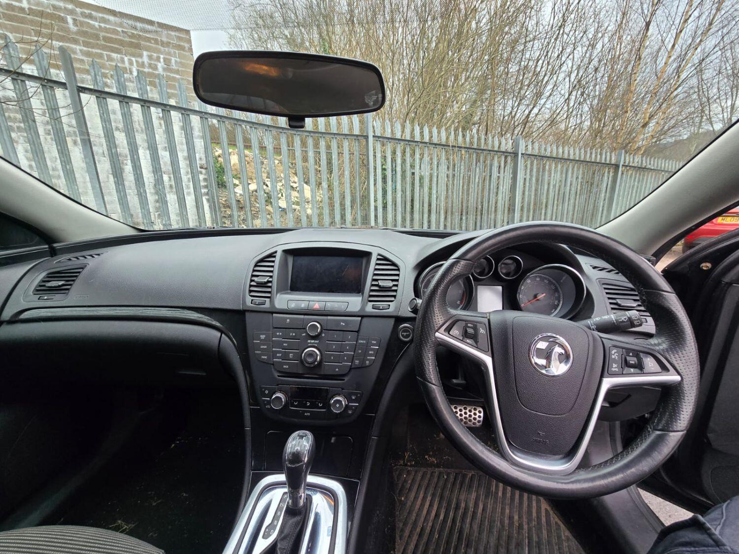 Used Vauxhall Insignia 2011 for sale - 76186699: Photo 9