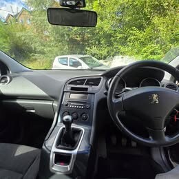 Used Peugeot 5008 2011 for sale - 76186829: Photo 11