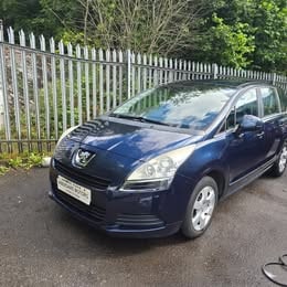 Used Peugeot 5008 2011 for sale - 76186829: Photo 3