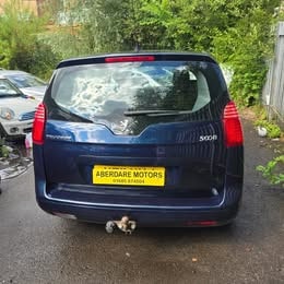 Used Peugeot 5008 2011 for sale - 76186829: Photo 7
