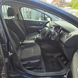 Used Peugeot 5008 2011 for sale - 76186829: Photo 9