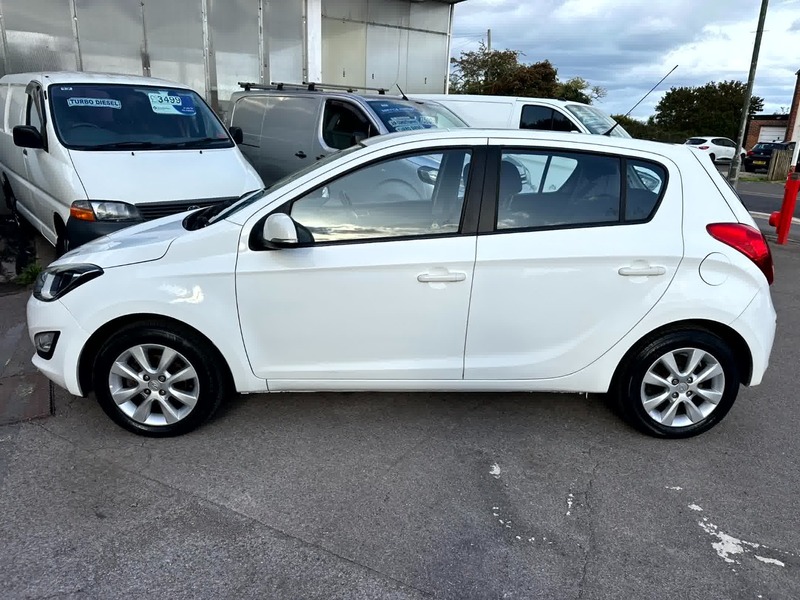 Used Hyundai i20 2014 for sale - 76019377: Photo 17