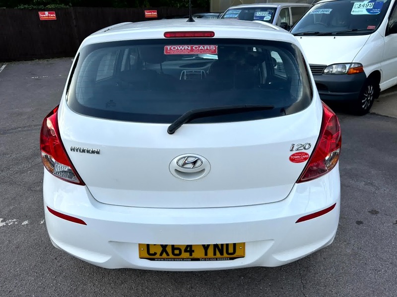 Used Hyundai i20 2014 for sale - 76019377: Photo 3