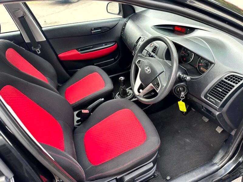 Used Hyundai i20 2009 for sale - 75987004: Photo 4