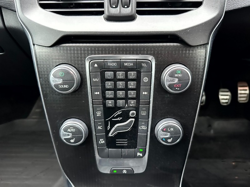 Used Volvo V40 2017 for sale - 77027726: Photo 15