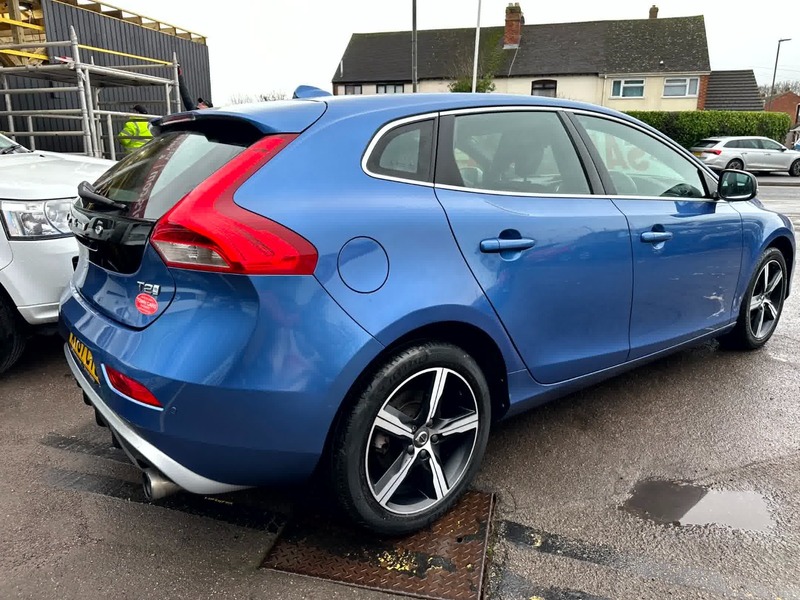 Used Volvo V40 2017 for sale - 77027726: Photo 21