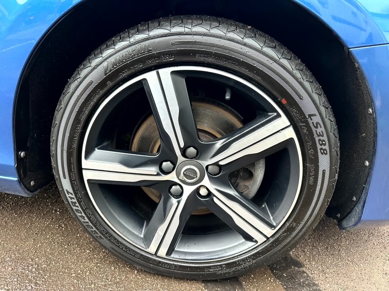 Used Volvo V40 2017 for sale - 77027726: Photo 30